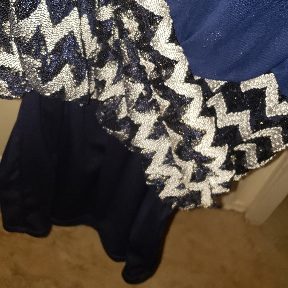 Mini dress - Picture 3 of 3